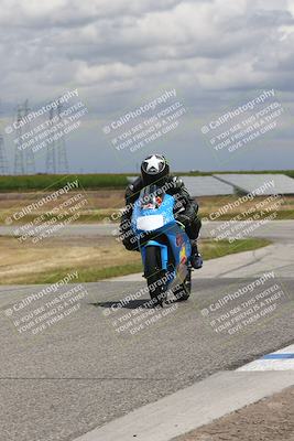 media/Apr-26-2024-TrackDaz (Fri) [[c4b677d280]]/A Group/1pm (Wheelie Bump)/